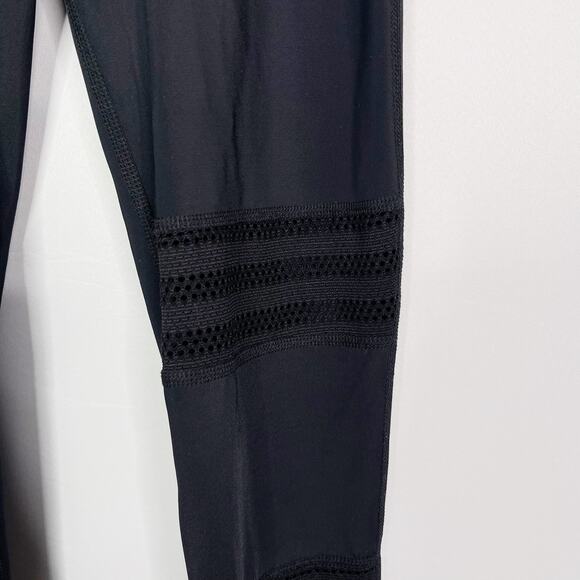 Beyond Yoga Small S Black Mesh Striped Pieced Leggings Workout High Rise Womens - Picture 5 of 9